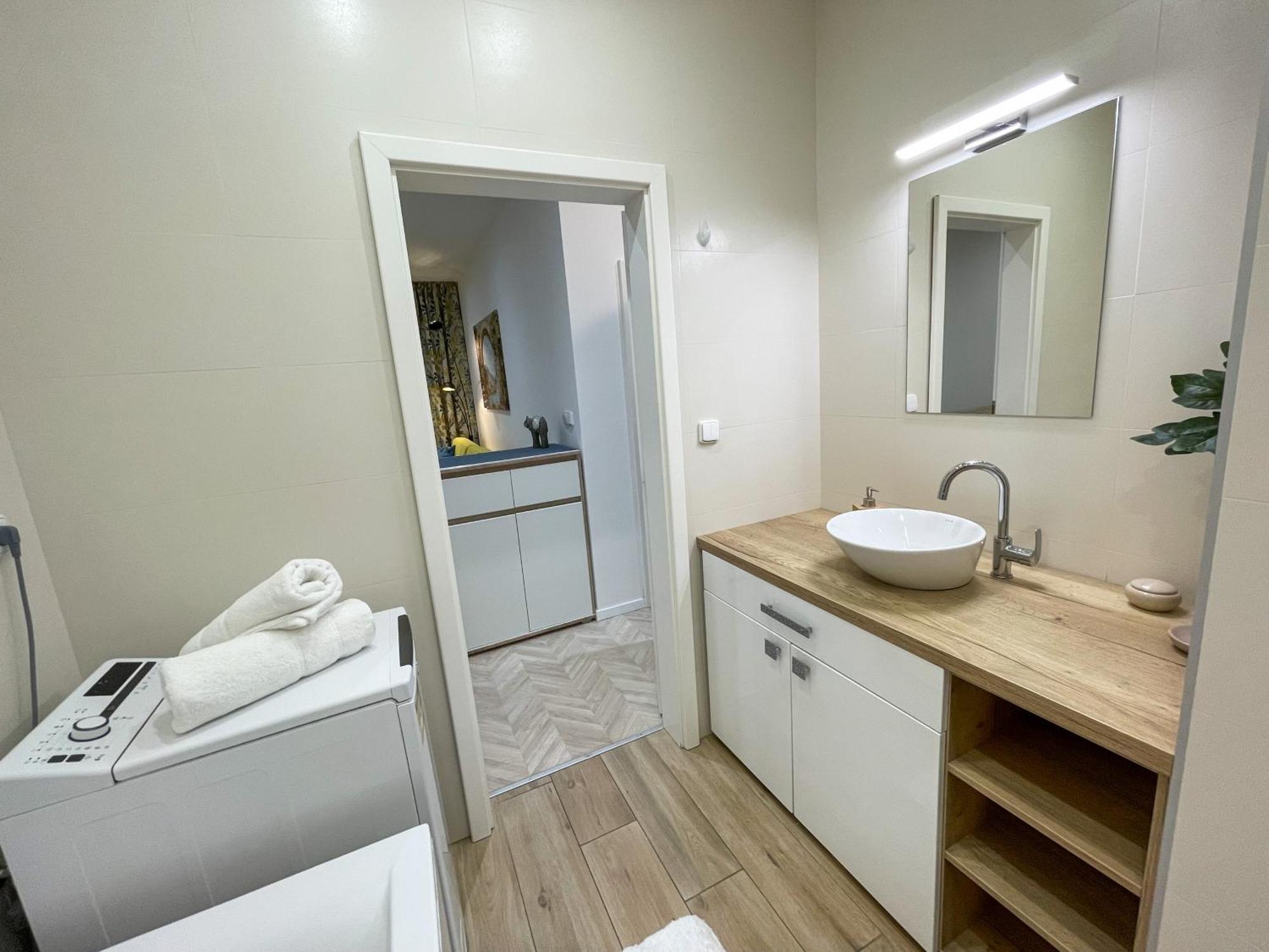 Luxury City Retreat With Terrace Košice Exteriör bild