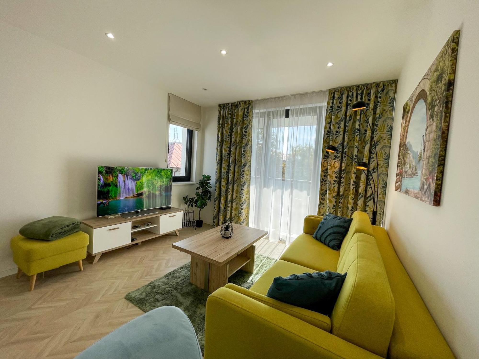Luxury City Retreat With Terrace Košice Exteriör bild